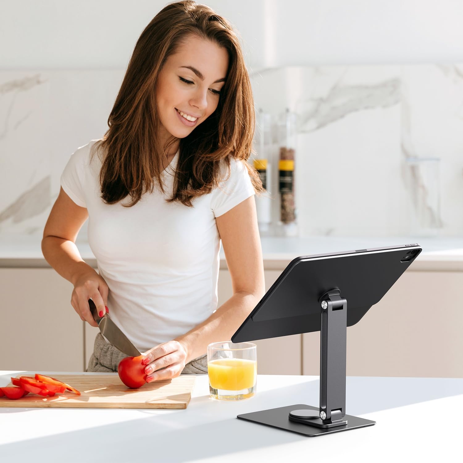 iPad Pro 13-inch(M4/M5 Magnetic Stand Hub, Foldable Stand Dock Holder for iPad Pro M4&M5 with 360° Rotation, 4K HDMI, Card Readers, USB3.0 5Gbps, 100W PD, 3.5mm Audio (M4&M5-13inch)