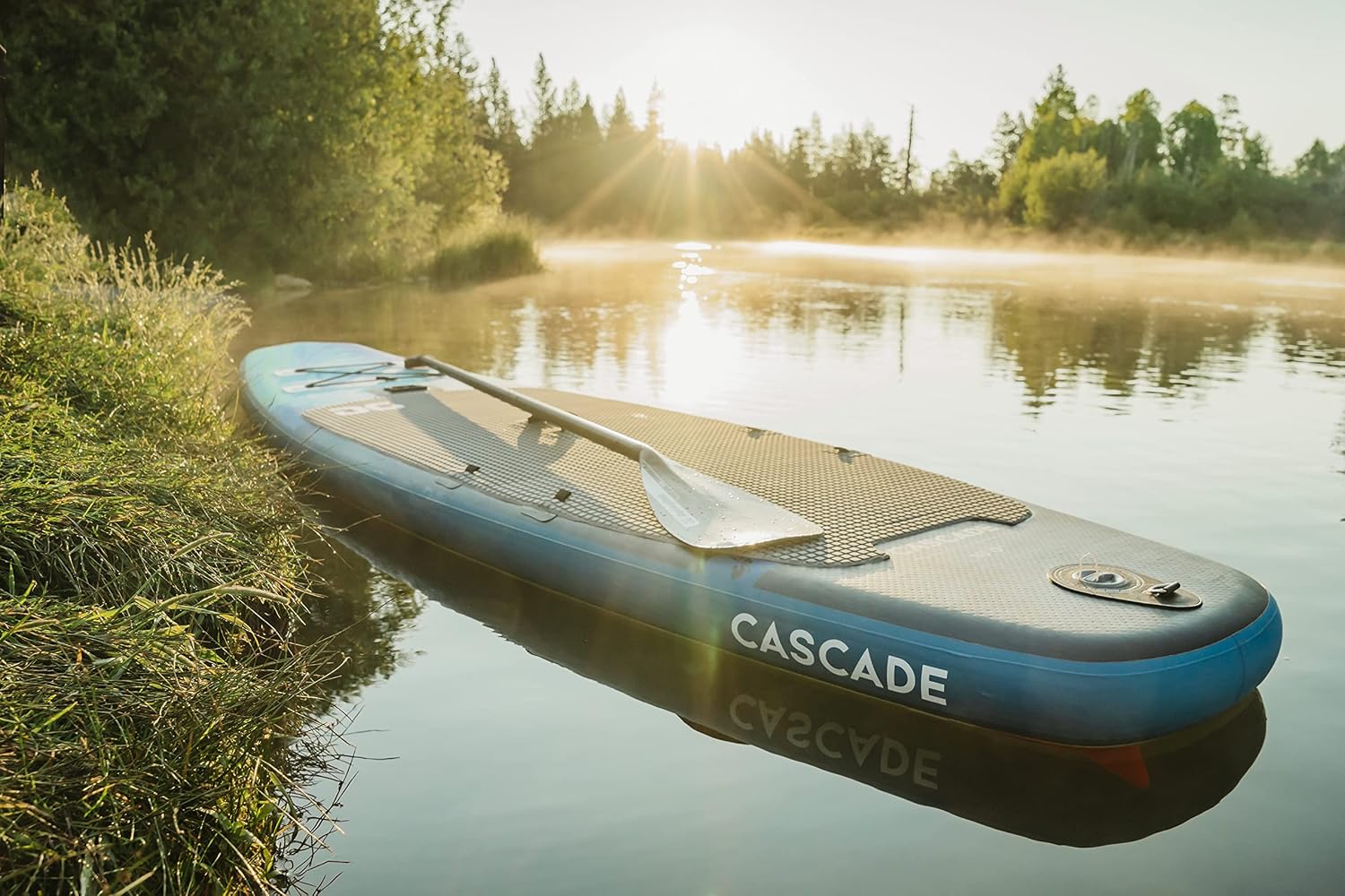 AQUAGLIDE Inflatable Stand Up Paddle Board with Premium SUP Accessories - Backpack, 3-Piece Focus Leverlock Paddle, Fin, Leash, and Hand Pump - Cascade 10' ISUP, Multicolor